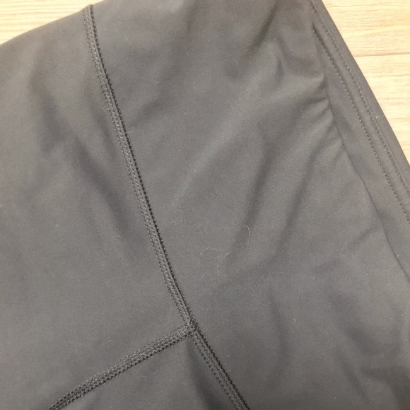 YOGALICIOUS BRAND LEGGINGS SIZE SMALL DARK GRAY - Picture 6 of 7